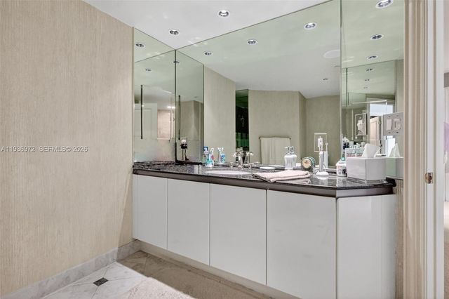 2600 Island Blvd 3006, Aventura, FL 33160