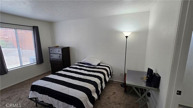 37034 Potter, Palmdale, CA 93550