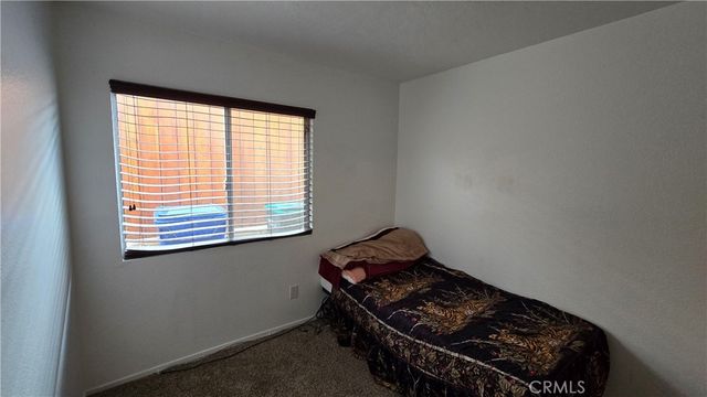 37034 Potter, Palmdale, CA 93550