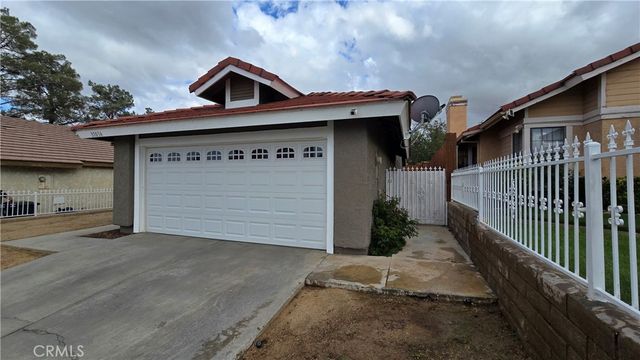 37034 Potter, Palmdale, CA 93550