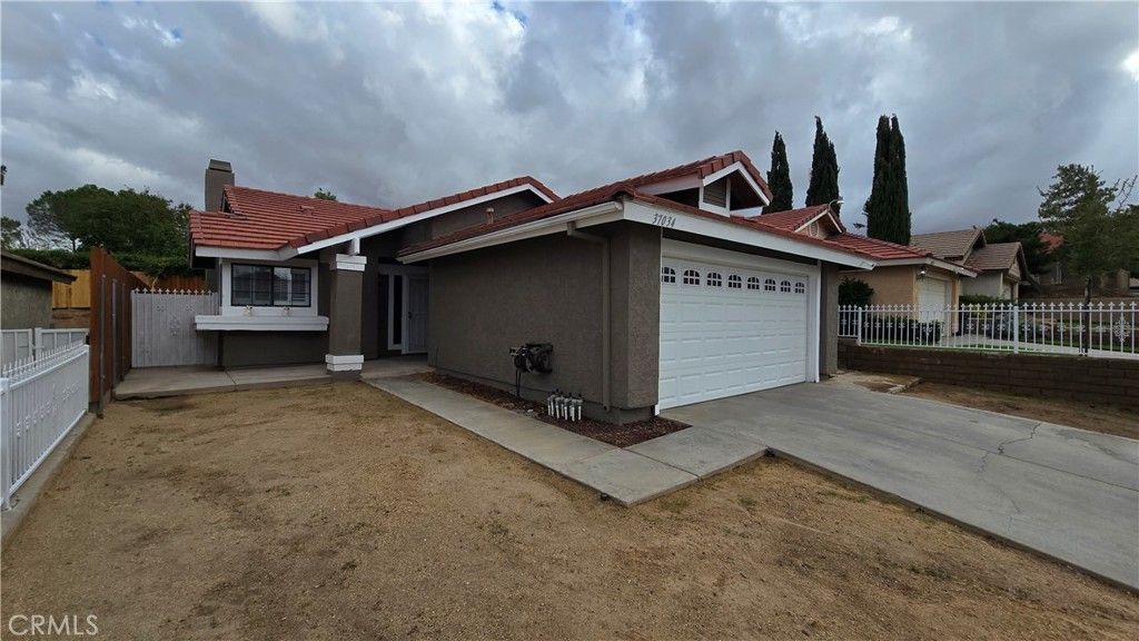 37034 Potter, Palmdale, CA 93550