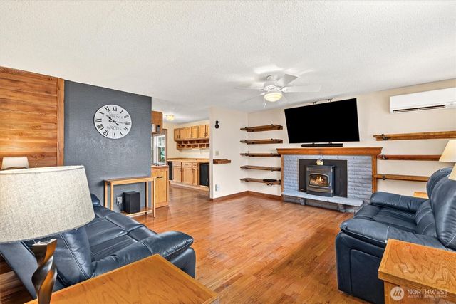 108 171st Street E, Spanaway, WA 98387