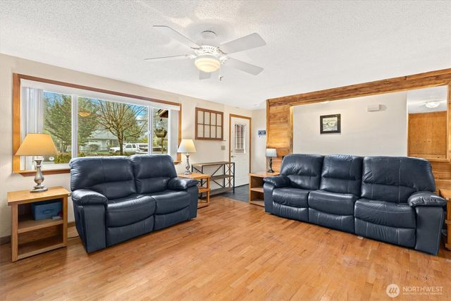 108 171st Street E, Spanaway, WA 98387