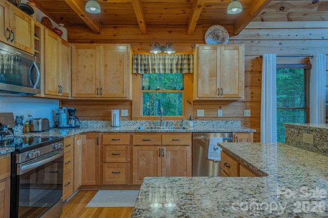 1016 Horizon Trail, Nebo, NC 28761