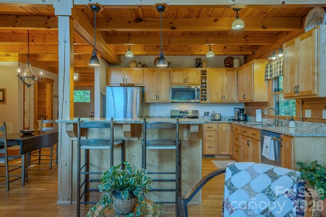 1016 Horizon Trail, Nebo, NC 28761