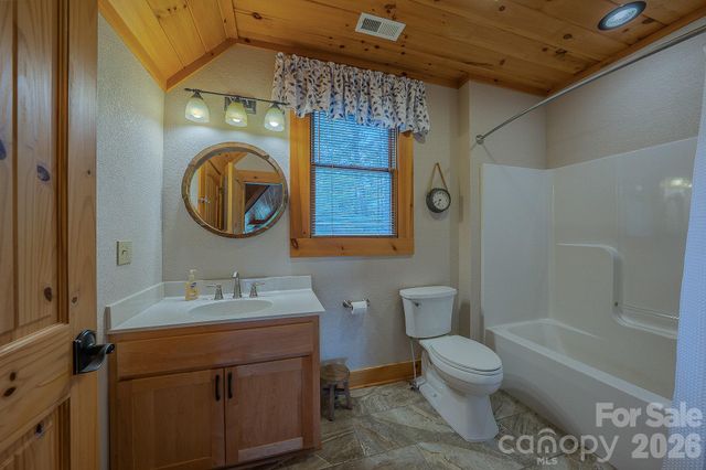 1016 Horizon Trail, Nebo, NC 28761