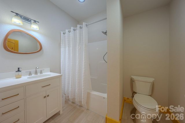 1016 Horizon Trail, Nebo, NC 28761