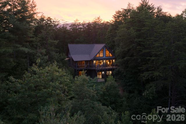 1016 Horizon Trail, Nebo, NC 28761