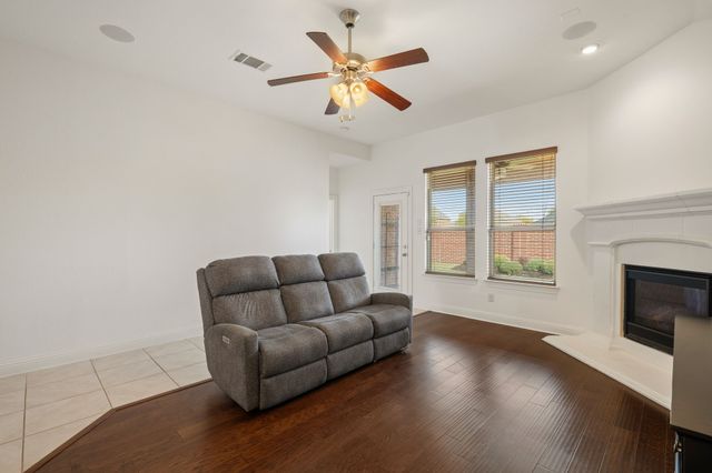 536 Alice Lane, Fate, TX 75189