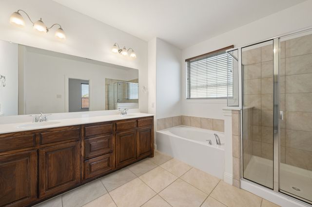 536 Alice Lane, Fate, TX 75189