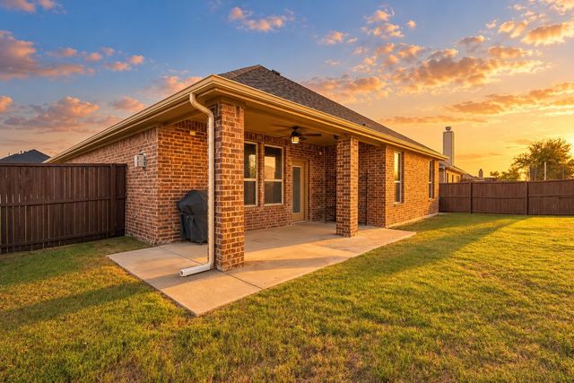 536 Alice Lane, Fate, TX 75189