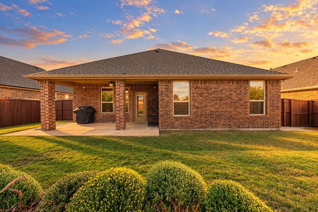 536 Alice Lane, Fate, TX 75189
