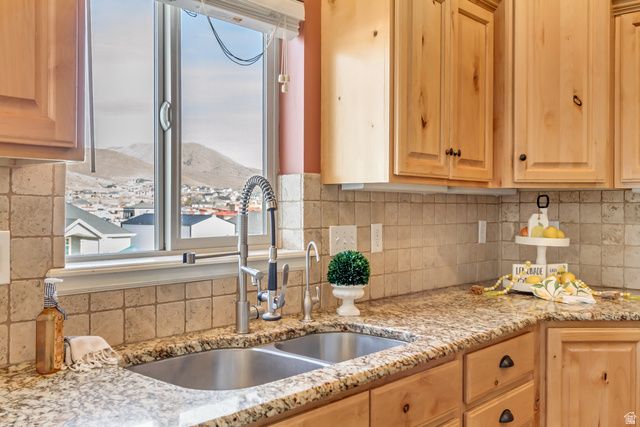 2479 E PRAIRIE VIEW DR, Eagle Mountain, UT 84005