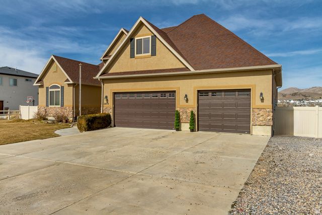 2479 E PRAIRIE VIEW DR, Eagle Mountain, UT 84005