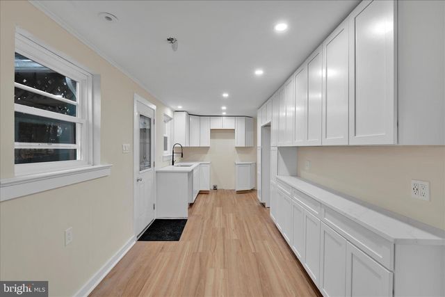 1135 GROVANIA AVE, Abington, PA 19001