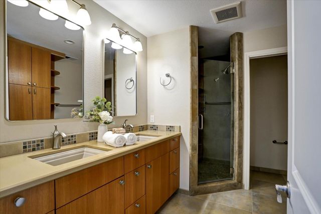 316 Los Pinos Way, San Jose, CA 95119