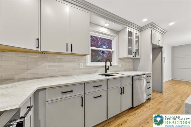 1285 Stafore Drive, Hanover Twp, PA 18017