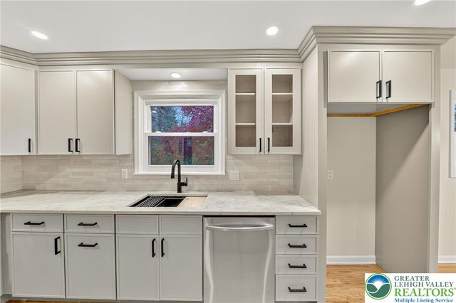 1285 Stafore Drive, Hanover Twp, PA 18017