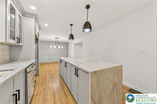 1285 Stafore Drive, Hanover Twp, PA 18017