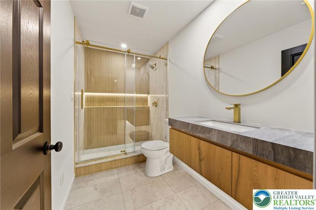 1285 Stafore Drive, Hanover Twp, PA 18017