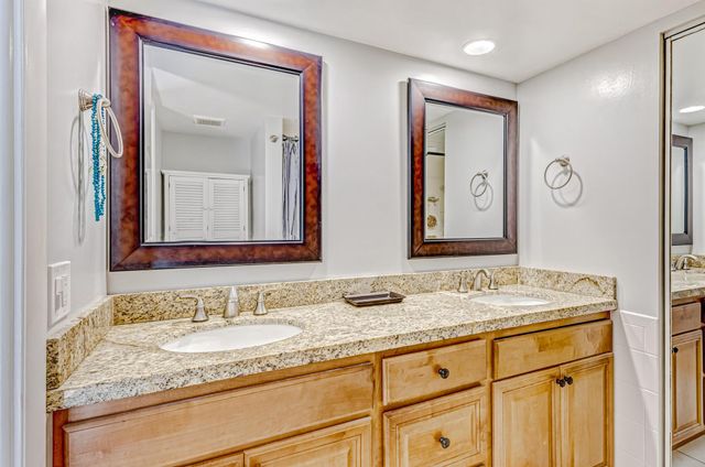 423 4th Court, Palm Beach Gardens, FL 33410