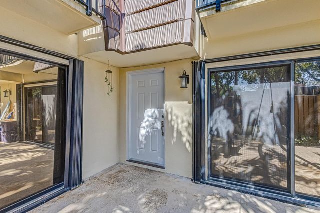 423 4th Court, Palm Beach Gardens, FL 33410