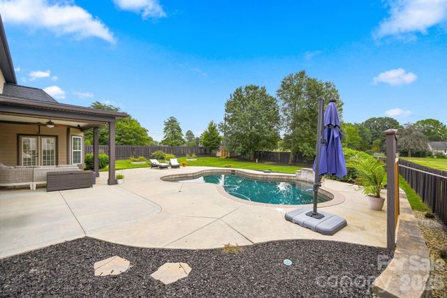 103 Webbed Foot Road, Mooresville, NC 28117