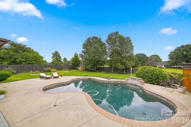103 Webbed Foot Road, Mooresville, NC 28117