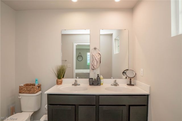 3892 Higgins Drive, Norton, OH 44203