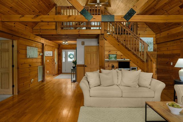 6014 Bluewater Dr, Lebanon, TN 37087
