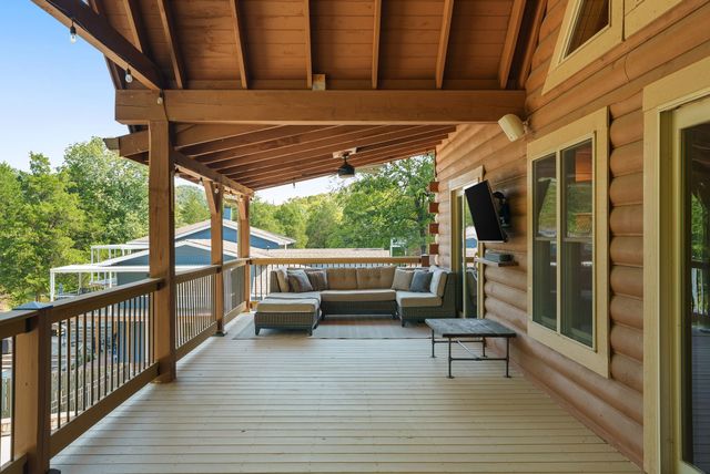 6014 Bluewater Dr, Lebanon, TN 37087