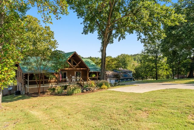 6014 Bluewater Dr, Lebanon, TN 37087