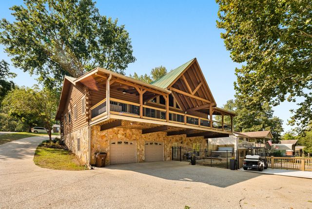 6014 Bluewater Dr, Lebanon, TN 37087