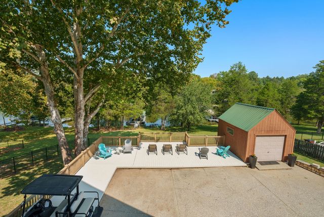 6014 Bluewater Dr, Lebanon, TN 37087