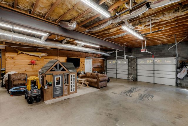 6014 Bluewater Dr, Lebanon, TN 37087