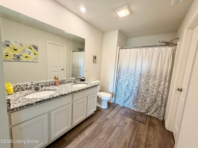 101 S Osprey Ct, Vine Grove, KY 40175