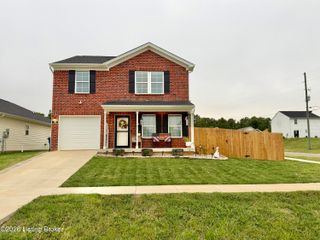 101 S Osprey Ct, Vine Grove, KY 40175