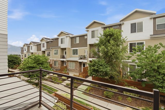 3667 W EVENING SKY LN, South Jordan, UT 84009