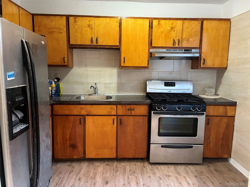2866 Marion Avenue 3D, Bronx, NY 10458 — photo 4