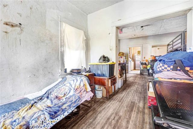 1608 Cimarron Street, Los Angeles, CA 90019