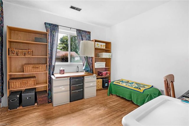 115 Deerfield BLVD, Hampton, VA 23666