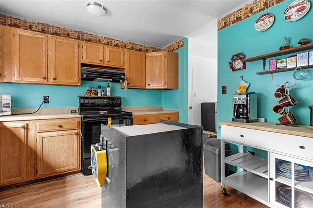 115 Deerfield BLVD, Hampton, VA 23666