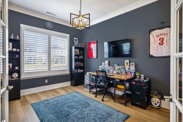 7283 Fiddlers Glen Dr, Arrington, TN 37014