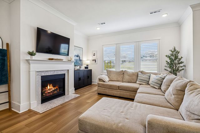 7283 Fiddlers Glen Dr, Arrington, TN 37014