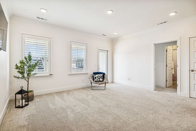 7283 Fiddlers Glen Dr, Arrington, TN 37014