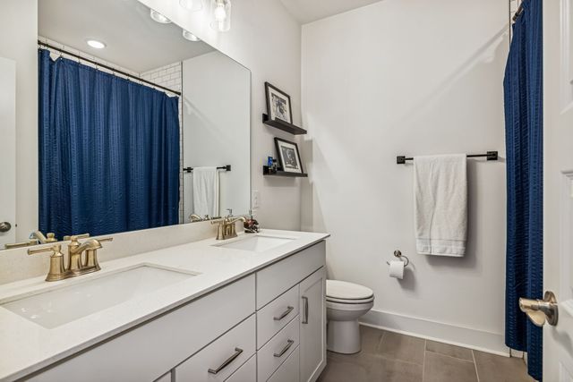 7283 Fiddlers Glen Dr, Arrington, TN 37014