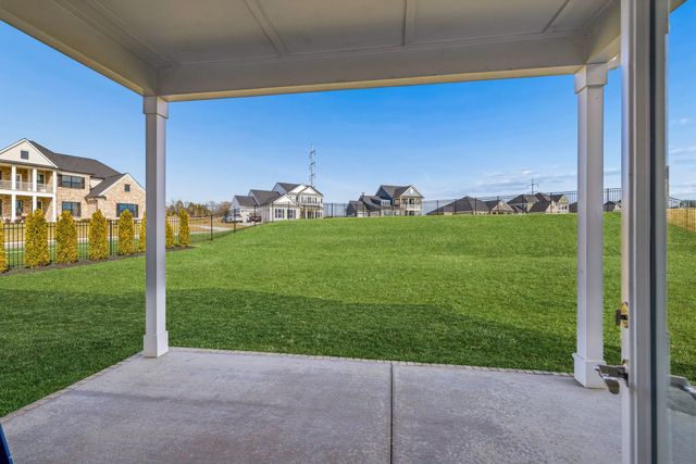 7283 Fiddlers Glen Dr, Arrington, TN 37014