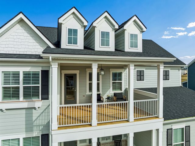 7283 Fiddlers Glen Dr, Arrington, TN 37014