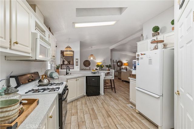 108 Pigeon Lane, Fountain Valley, CA 92708