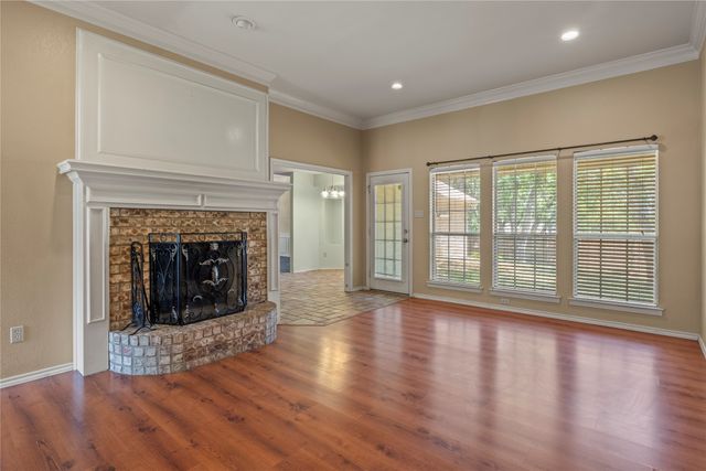3715 Dahlia Drive, Grand Prairie, TX 75052